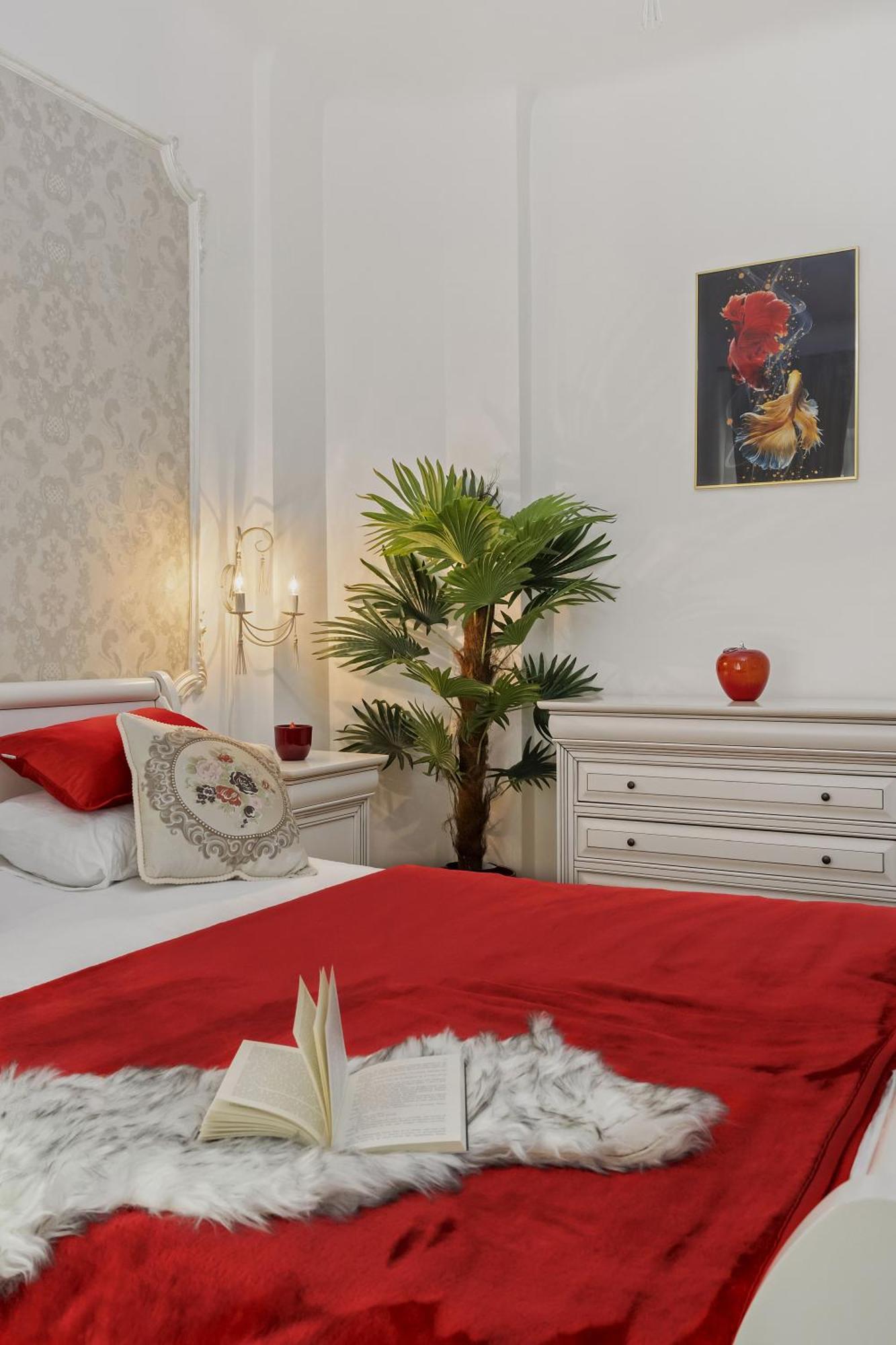 Sweet Luxury Three Rooms Apartment City Center Universitate Βουκουρέστι Εξωτερικό φωτογραφία