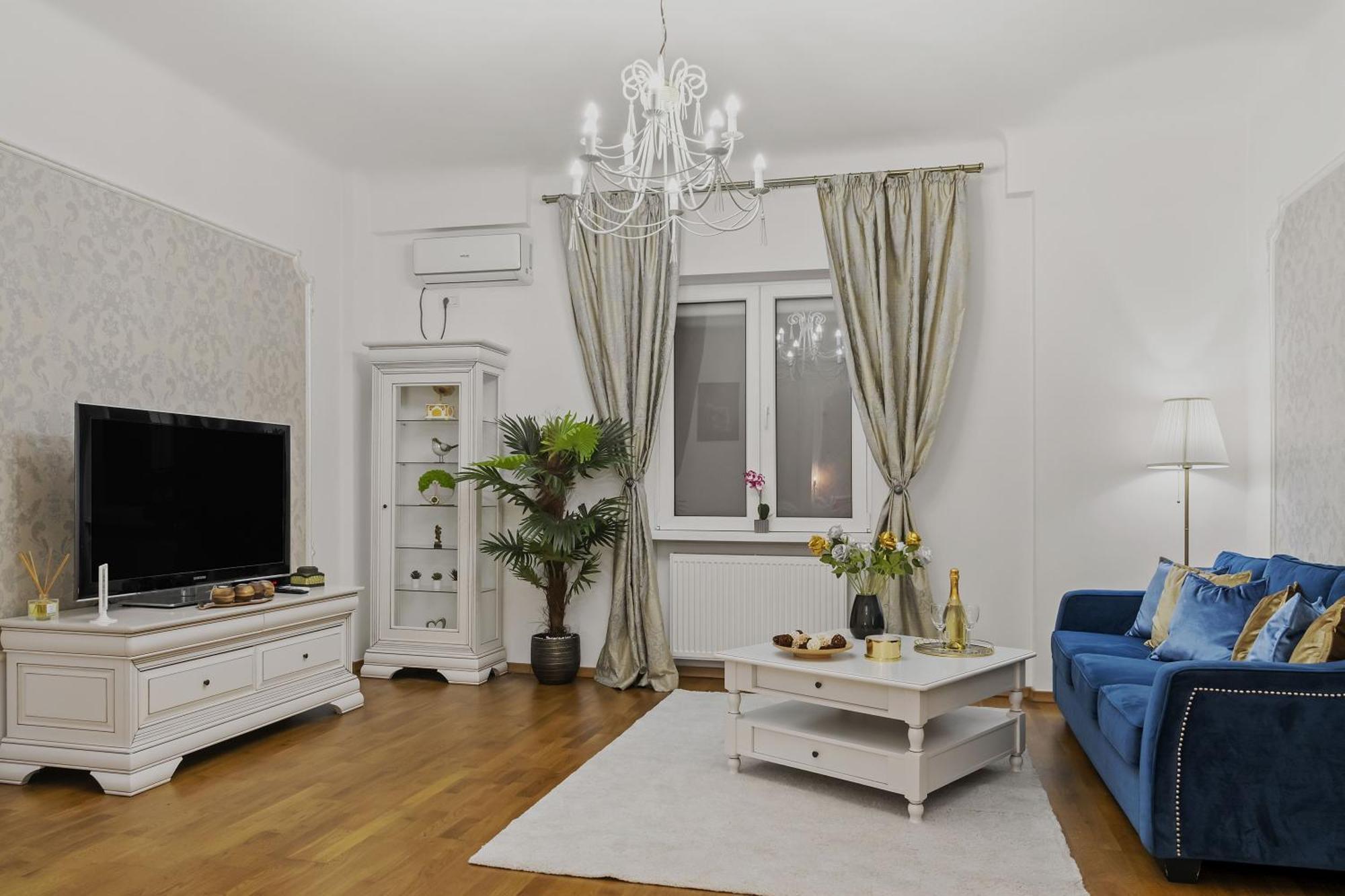 Sweet Luxury Three Rooms Apartment City Center Universitate Βουκουρέστι Εξωτερικό φωτογραφία