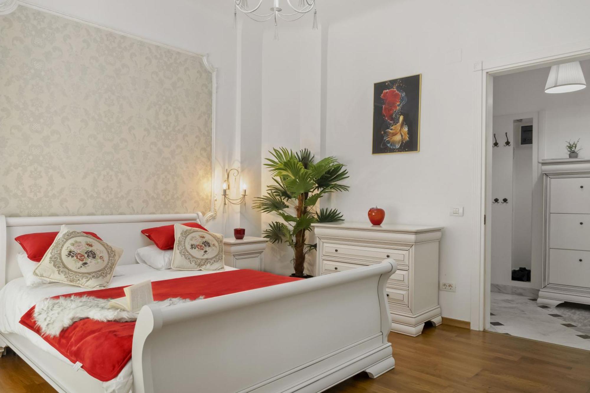 Sweet Luxury Three Rooms Apartment City Center Universitate Βουκουρέστι Εξωτερικό φωτογραφία
